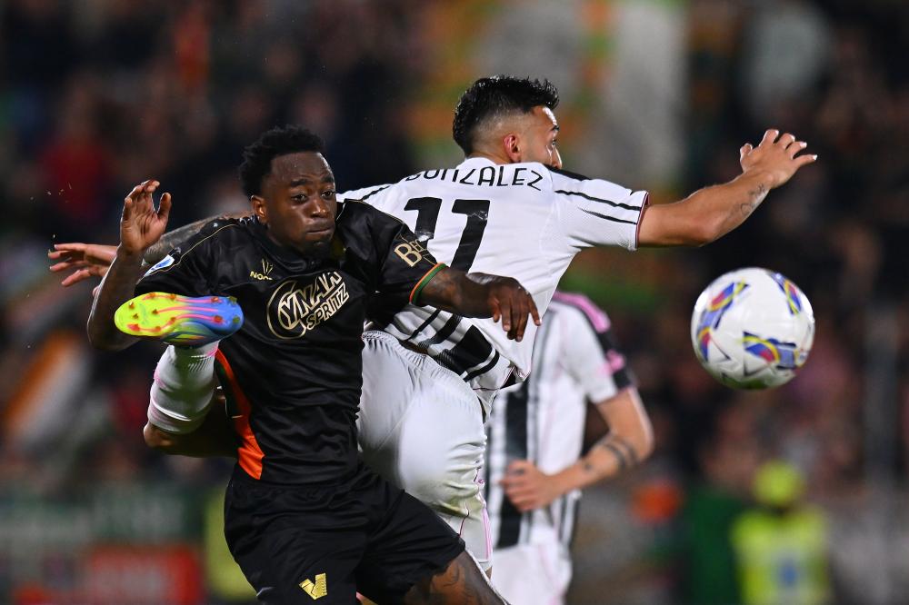 篮球NBA公布球衣销量榜，新晋巨星登顶