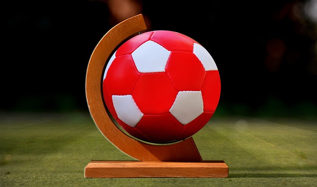 欧塞尔主席周云杰：我想把欧塞尔打造成中国足球出海的桥头堡